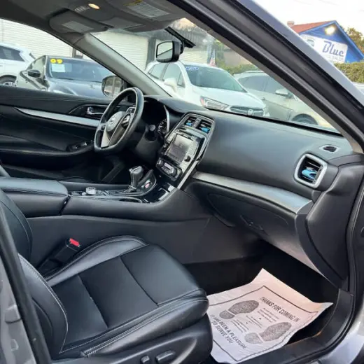 2017 Nissan Maxima 3.5 SV