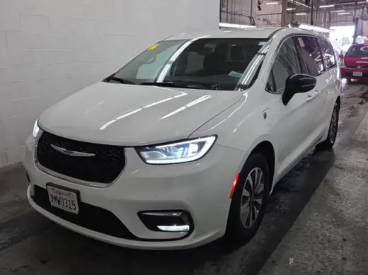 2024 Chrysler Pacifica Plug-In Hybrid Premium S Appearance