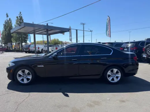 2012 BMW 5 Series 528i