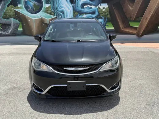 2018 Chrysler Pacifica Touring Plus