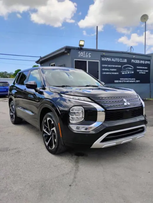 2022 Mitsubishi Outlander SE