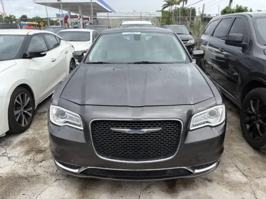 2017 Chrysler 300 Limited
