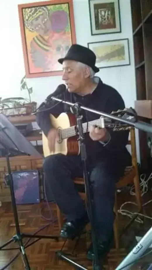 Cantante p/ reuniones, cumples