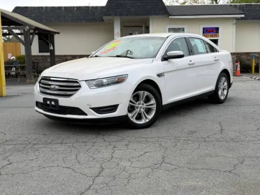 2017 Ford Taurus SEL