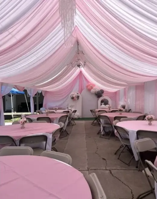 Decoración con tela para carpa