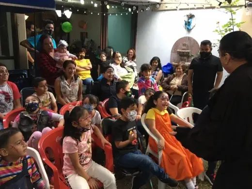 ESCUELAS Show de Magia para