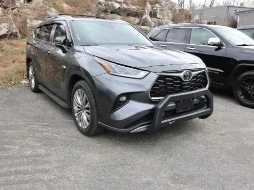 Toyota Highlander 2023 AWD LE 4dr SUV