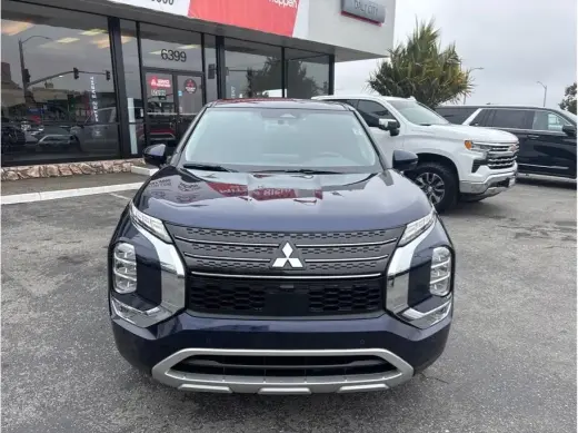 Mitsubishi Outlander 2024 SE 4dr SUV