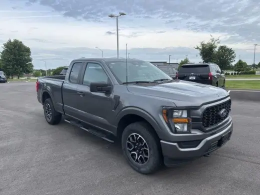 Ford F-150 2023 4x4 XLT 4dr SuperCab 6.5 ft. SB