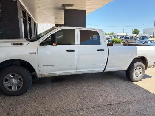 Ram 2500 2022 4x4 Tradesman 4dr Crew Cab 8 ft. LB Pickup