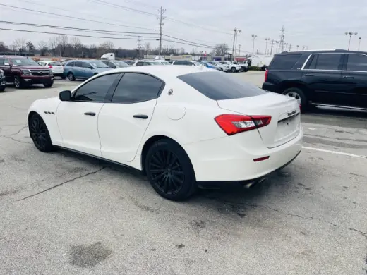 2016 Maserati Ghibli