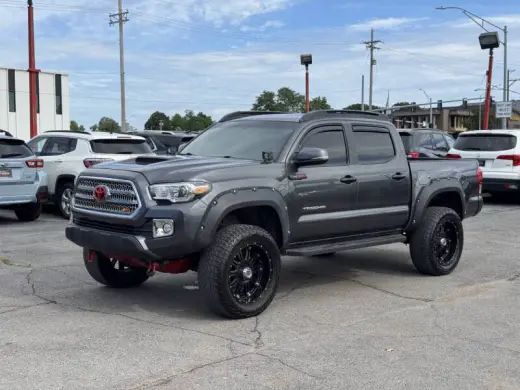 2017 Toyota Tacoma TRD Sport
