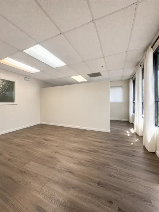 OFICINAS ESPACIOS DE ALMACENAMIENTO EN RENTA VAN NUYS OFFICE STORAGE SPACE RENT