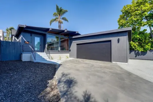 Single Family Home
