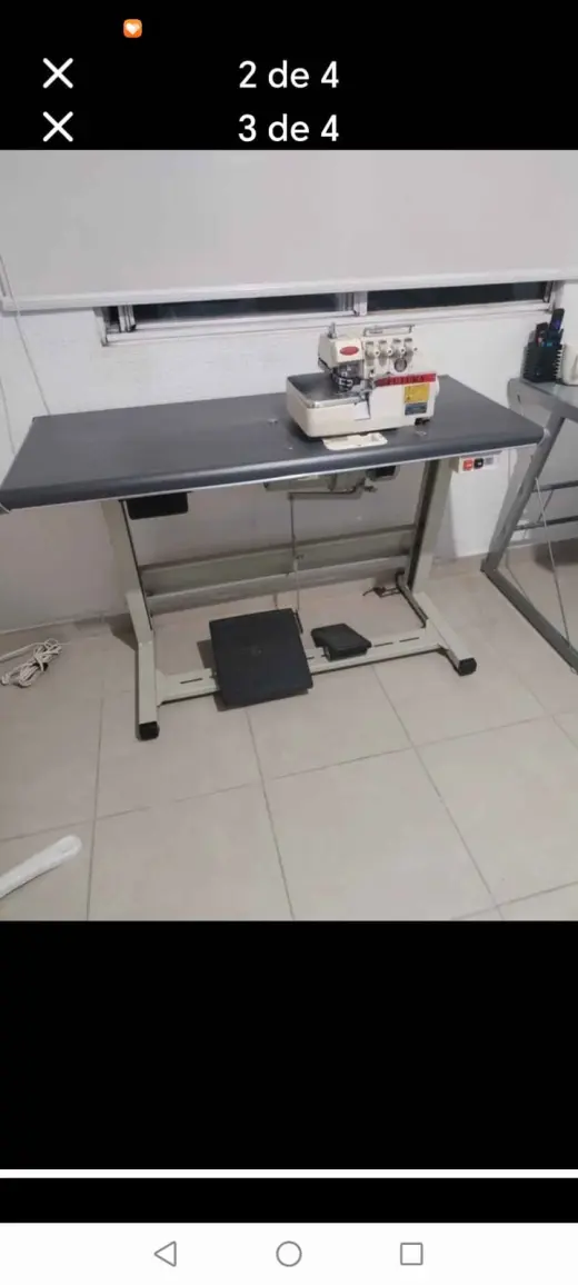 Máquina de Coser Industrial con Mesa