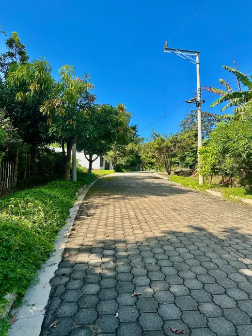 Terrenos para construir en Santa Ana dentro de residencial privado