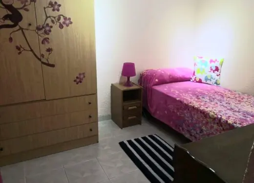 RENTO CUARTO 750 Queens