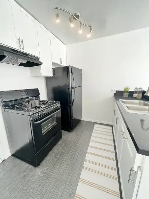 Trendy & Beautifully Renovated 1 Bed / 1 Bath in the Heart of Koreatown