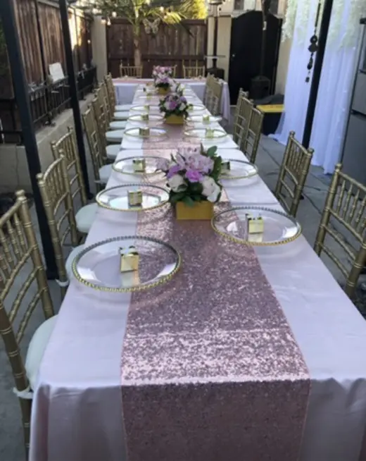 Elegante Montaje de Mesa para Fiestas