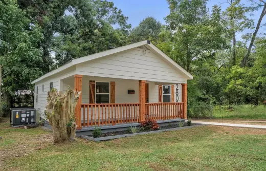 Spacious Home in Quiet Neighborhood