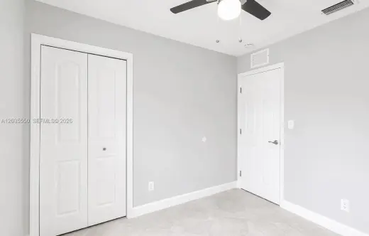 Miami. Esta residencia de 3 dormitorios y 2 baños ofrece