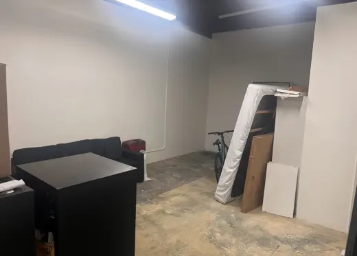 Se renta parte de un local comercial