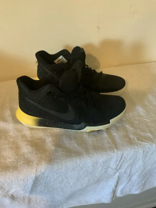 Zapatillas de Baloncesto Nike - Negro y Dorado … men size 12