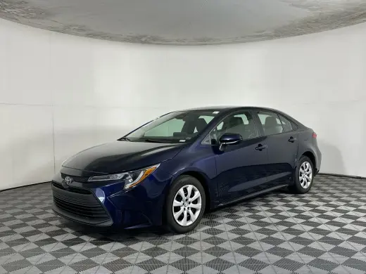 🔥 2024 Toyota Corolla LE – Solo 35K Millas – $1,992 de Inicial –