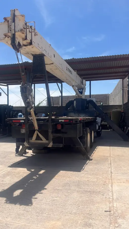 Venta de Titan de 17 toneladas