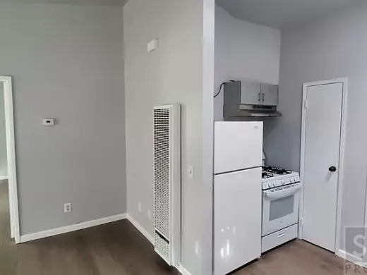 RESEDA LOS ANGELES, CA 1 Bedroom Apartment