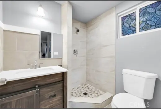 2 habitaciones, 2 baños, 805 pies cuadrados