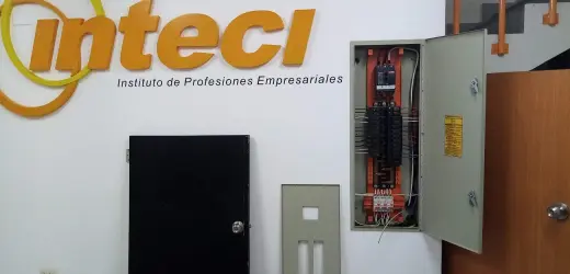 Somos ELECTRICISTAS Profesionales