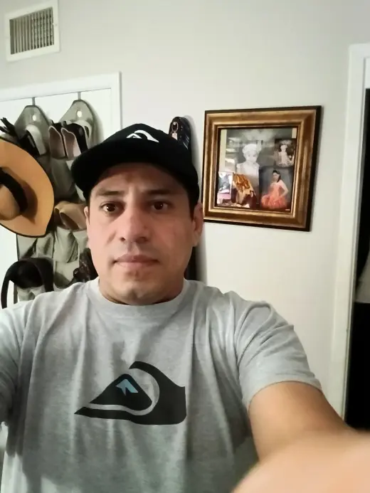 Busco trabajo que page cash