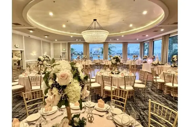 Salón de Fiestas y Eventos en Long Beach | The Reef