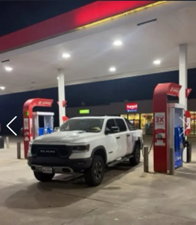 Ram 1500 2019 4x4 Rebel 4 puertas Cabina completa 5.6 pies SB Pickup