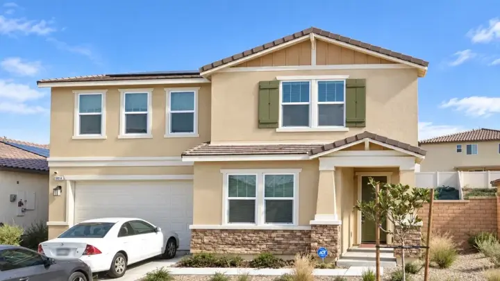 Habitación amueblada en alquiler – Riverside, CA