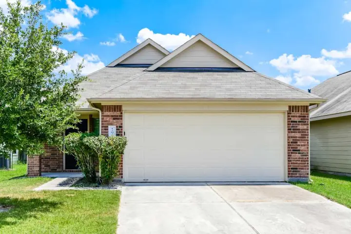 Your Next Home Awaits! Spacious 3-Bedroom Home for Rent