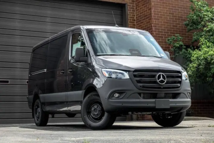 2025 Mercedes-Benz Sprinter 2500