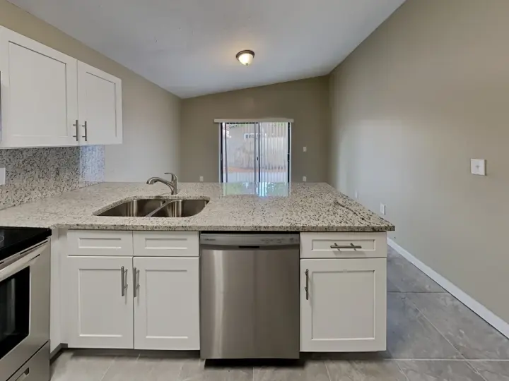 3 bedroom, 2 bathroom house for rent