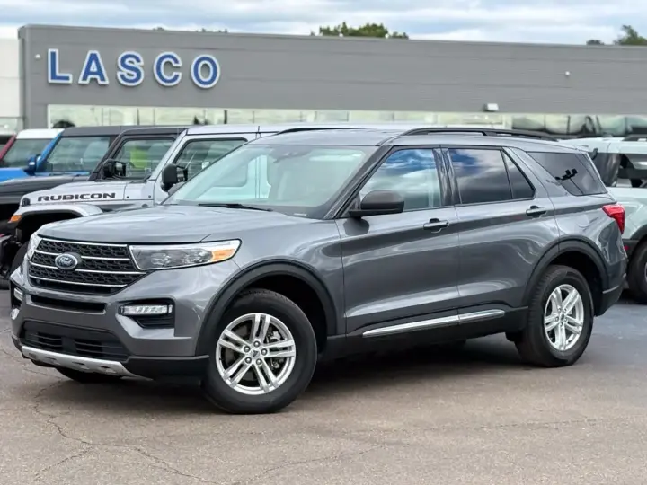 Ford Explorer 2024 AWD XLT SUV de 4 puertas
