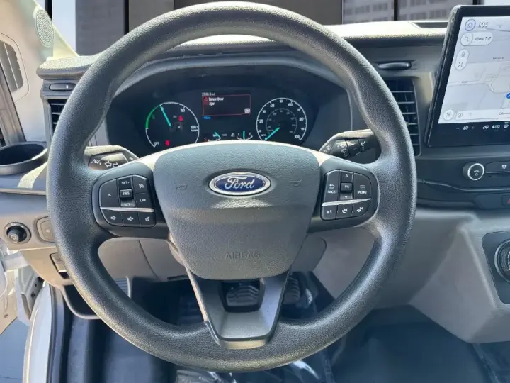 Ford E-Transit 2023 350 3dr SWB Techo Medio Furgón de Carga