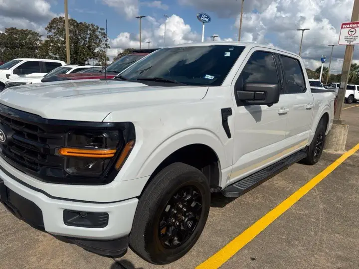 Ford F-150 2024 4x2 XLT 4dr SuperCrew 5.5 ft. SB