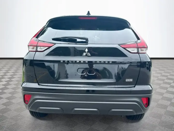 Mitsubishi Eclipse Cross 2025 AWD LE 4 puertas Crossover