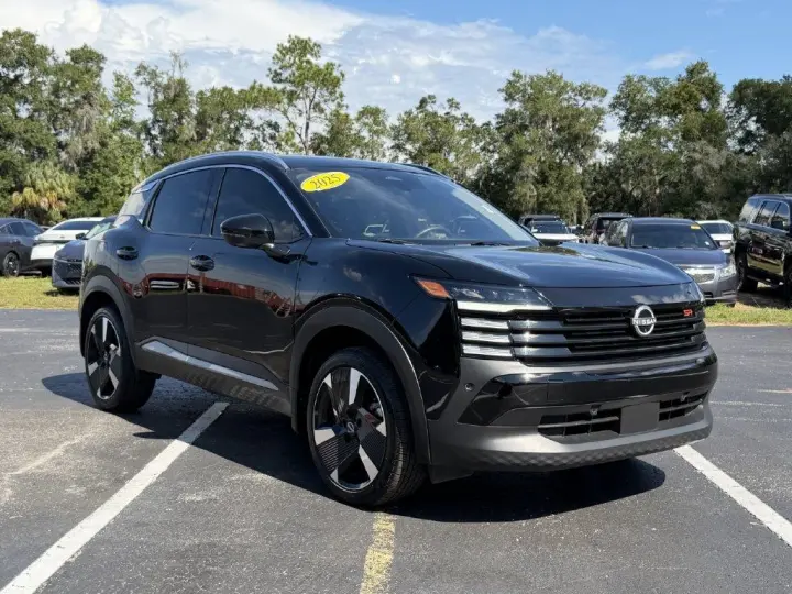 Nissan Kicks 2025 SR 4dr Crossover