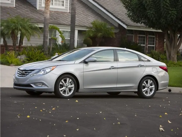 Hyundai SONATA 2012 GLS 4dr Sedan 6M
