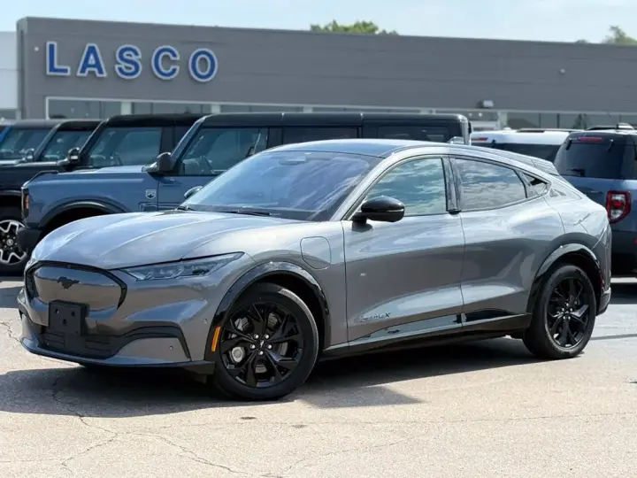 Ford Mustang Mach-E 2023 AWD Premium 4p SUV