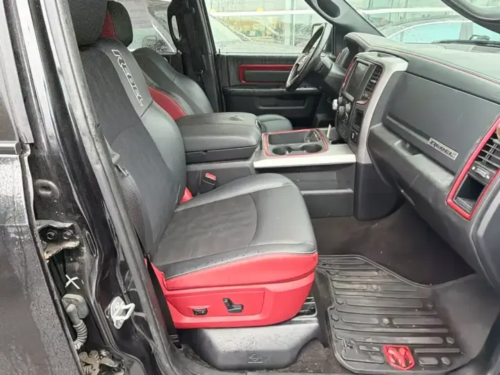 Ram 1500 2016 4x4 Rebel 4p Crew Cab 5.5 ft. SB Pickup