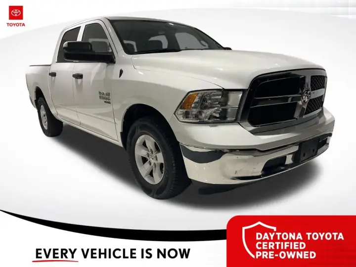 Ram 1500 Classic 2023 4x2 SLT 4dr Crew Cab 5.5 ft. SB Pickup