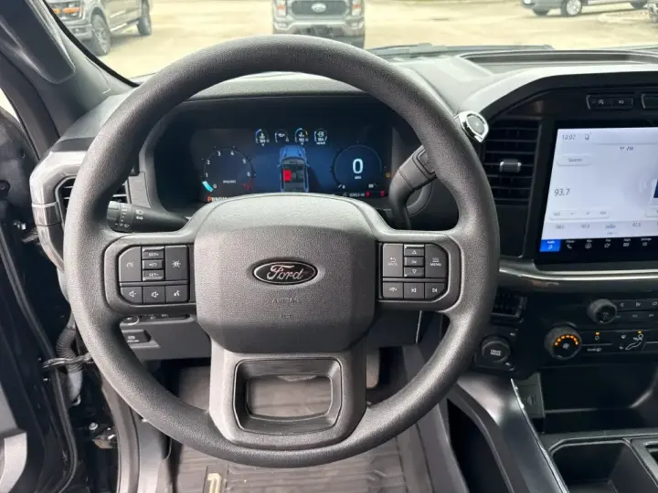 Ford F-150 2024 4x4 STX 4dr SuperCrew 5.5 ft. SB