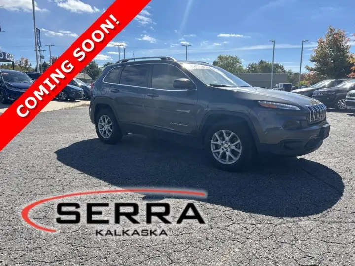 Jeep Cherokee 2017 4x4 Latitude 4p SUV